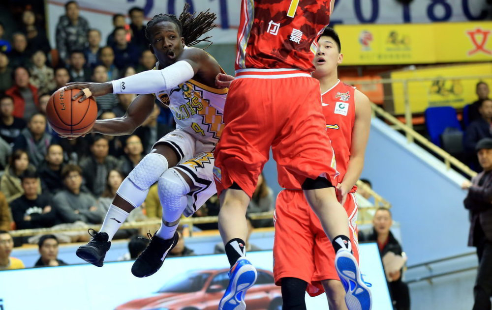 八一队遭遇客场失利，连败两场的简单介绍