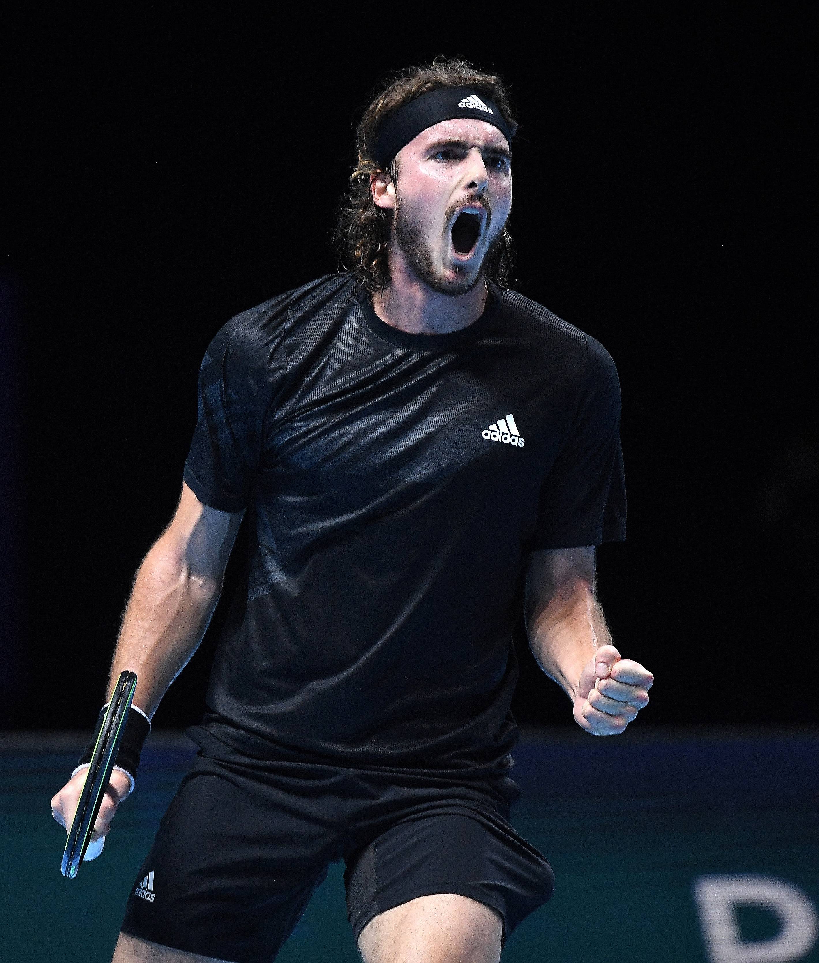 英国网球队轻取美国网球队,西西帕斯绝境逆转的简单介绍 英国网球队轻取美国网球队,西西帕斯绝境逆转的简单介绍