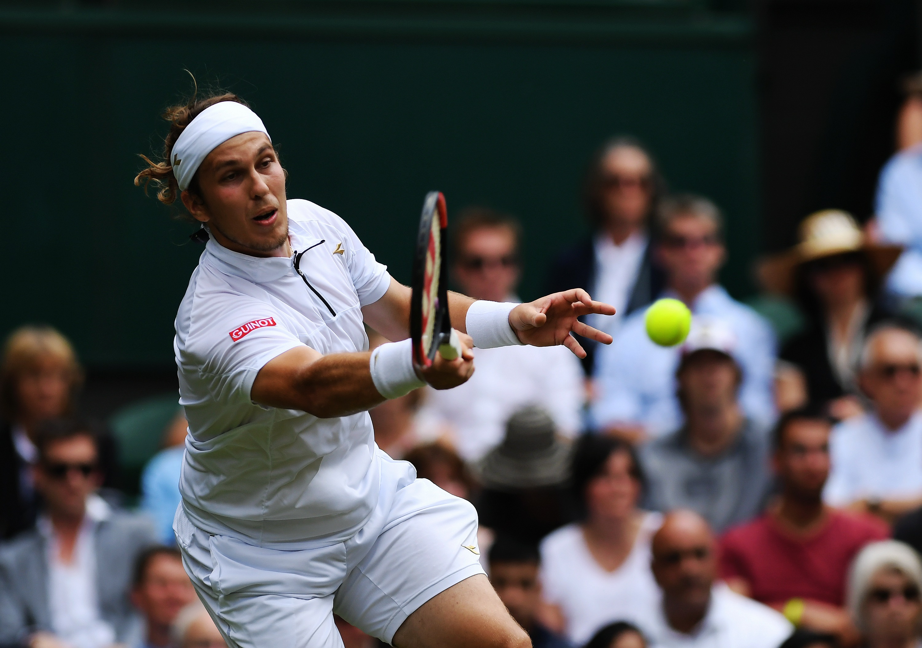 关于德国网球队爆冷英国网球队,费德勒统治全场的信息 关于德国网球队爆冷英国网球队,费德勒统治全场的信息