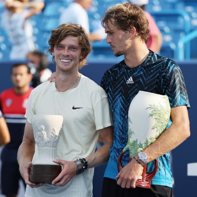 PG电子试玩官网-美网翻盘拉沃尔杯，穆雷扛起全队的简单介绍