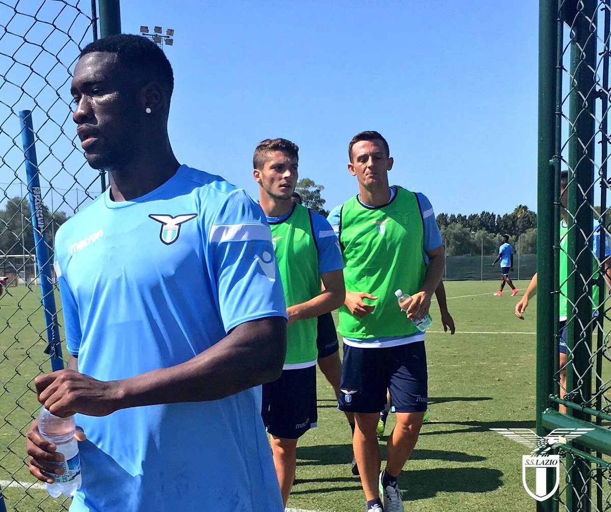 荷兰劲旅再次获胜，取得晋级