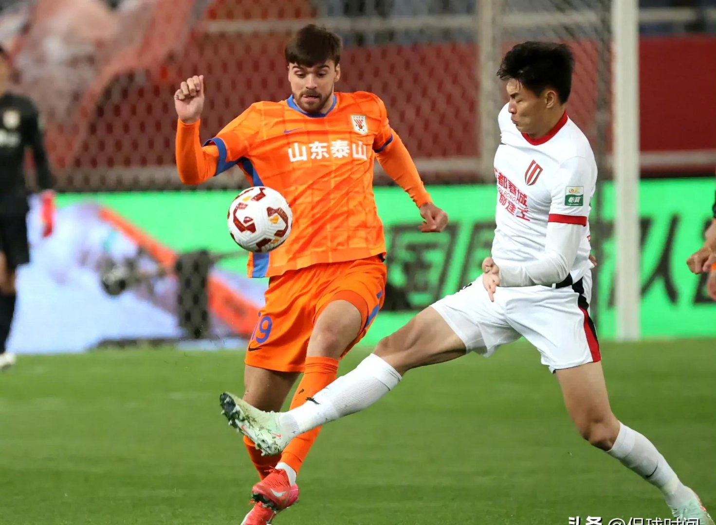 PG电子APP-山东鲁能在客场逆转对手，展现决心的简单介绍