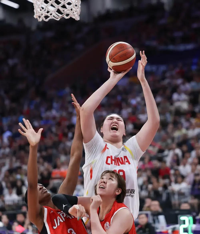 大洋洲女篮队在全明星对决中展现实力，成为焦点的简单介绍