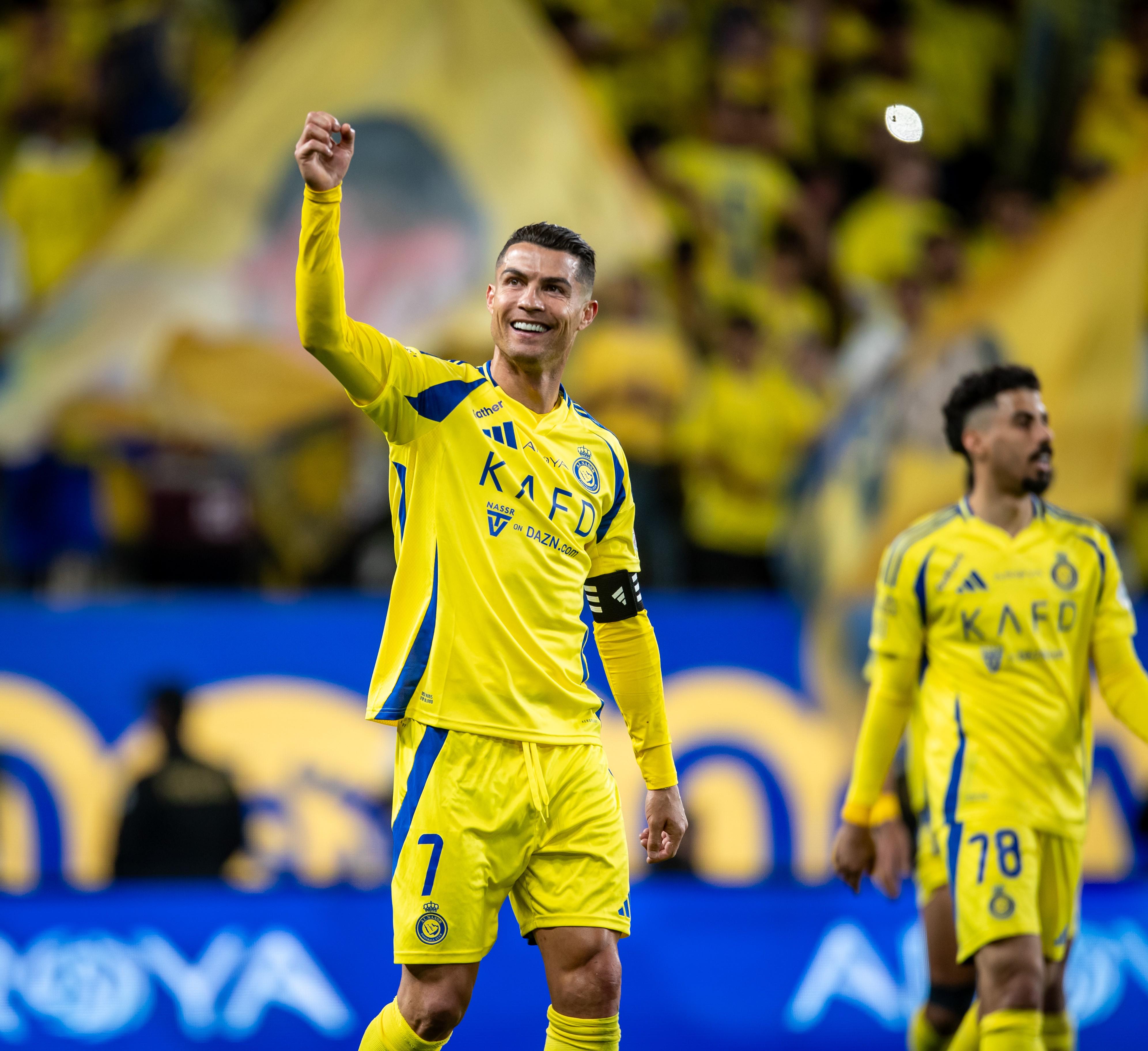 法国球星通过精彩配合取得胜利的简单介绍