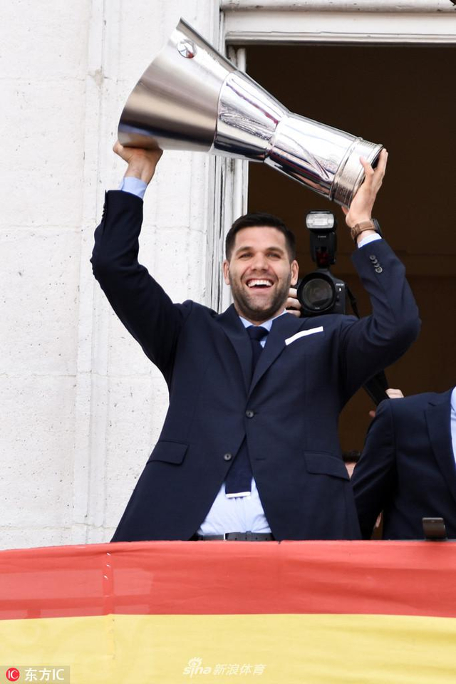 西班牙篮球俱乐部成员获得顶尖奖项