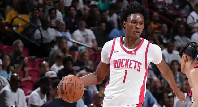 老鹰客场逆转步行者，拿下关键比赛的简单介绍