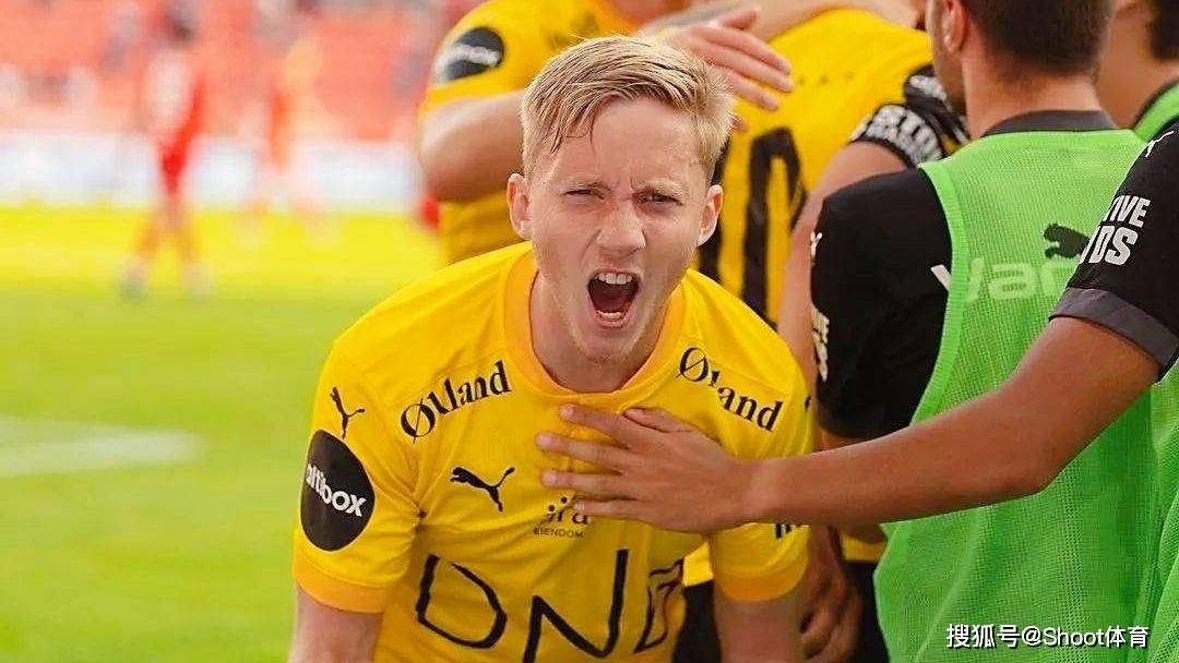 利勒斯队在客场比赛中顺利击败对手，迈向成功