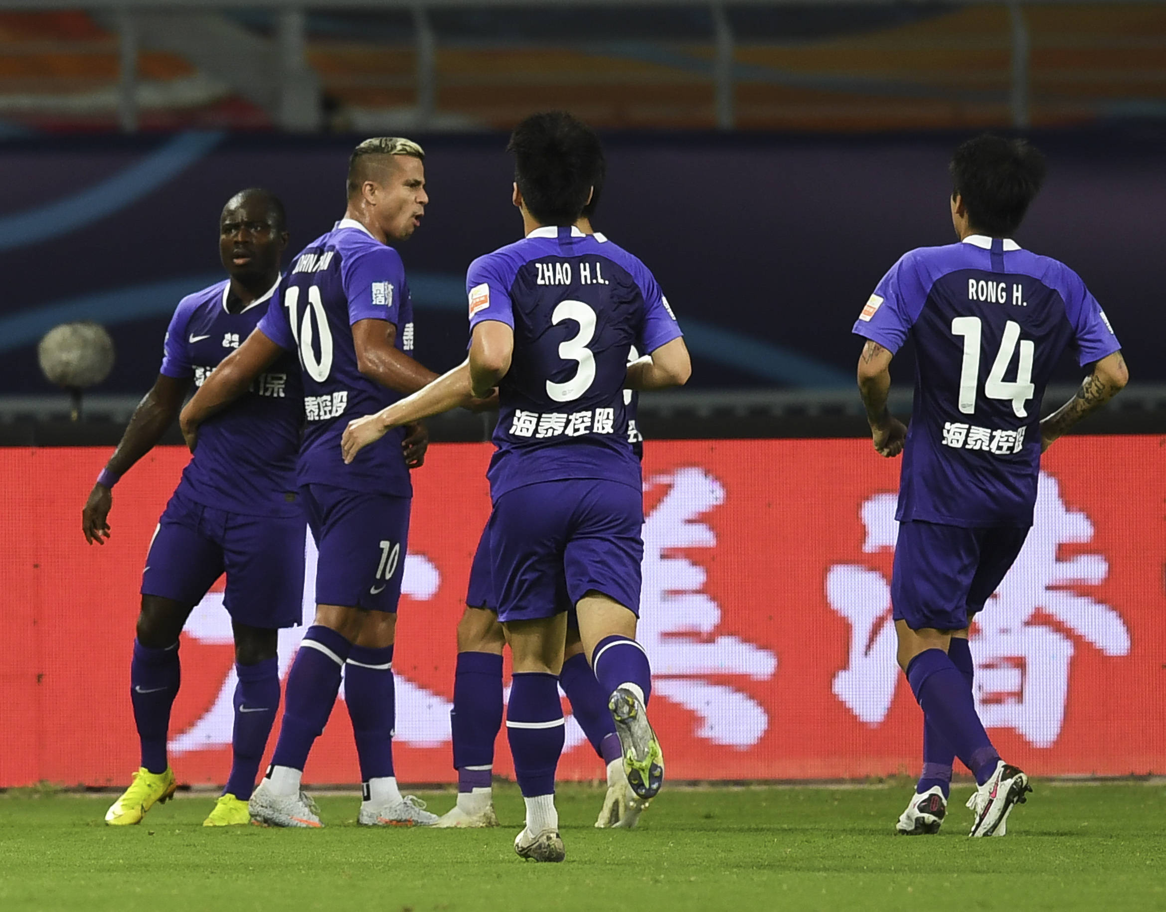 天津泰达球队备战策略曝光，迎接挑战