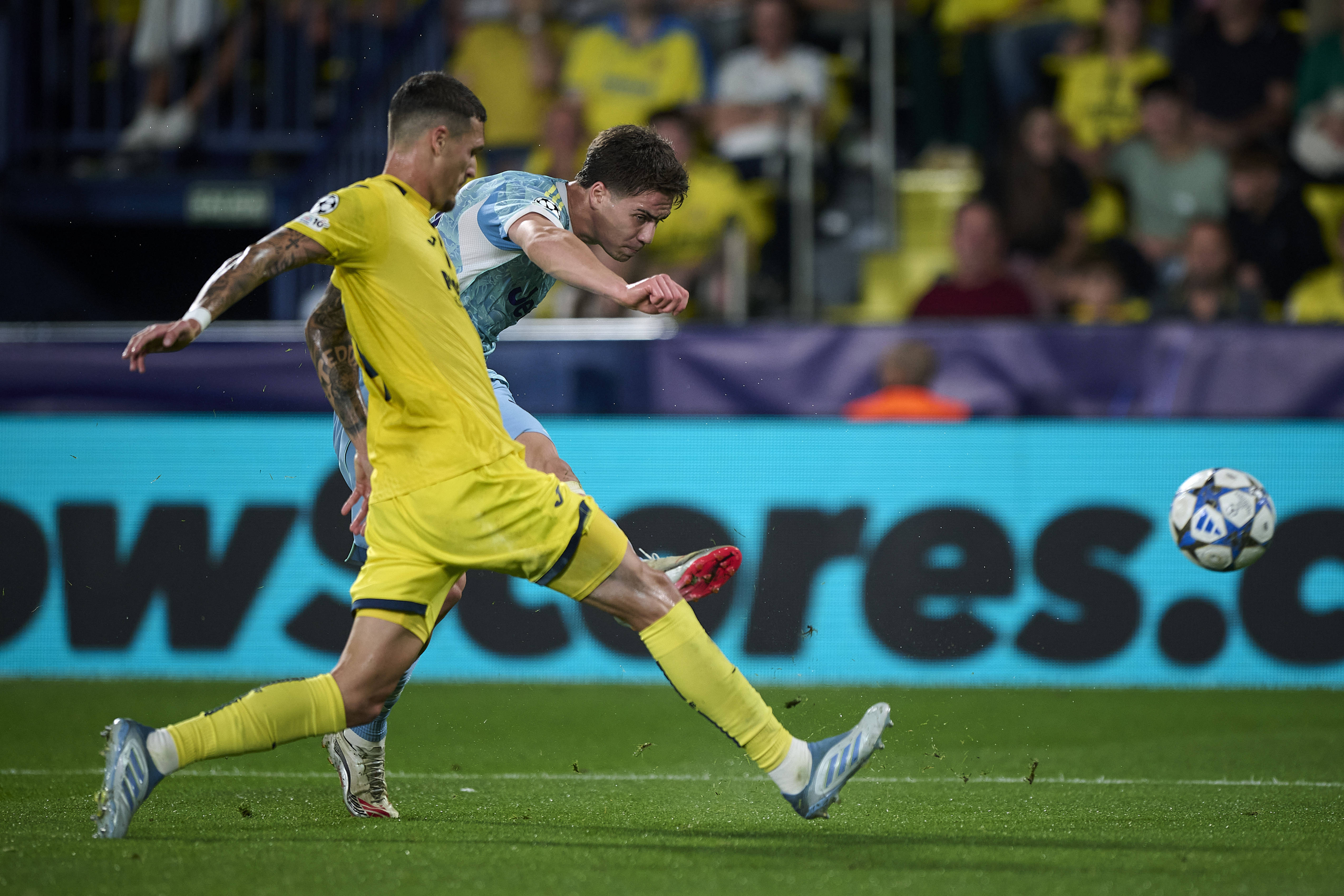 包含比利亚雷亚尔客场一分难求,错失良机的词条 包含比利亚雷亚尔客场一分难求,错失良机的词条