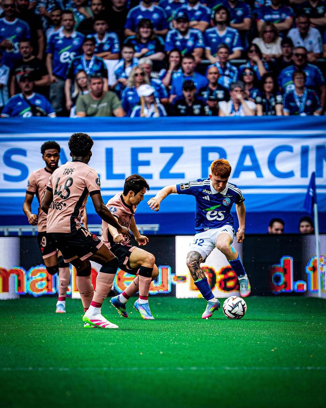 斯图加特主场大胜汉堡,迎来一场胜利的简单介绍 斯图加特主场大胜汉堡,迎来一场胜利的简单介绍