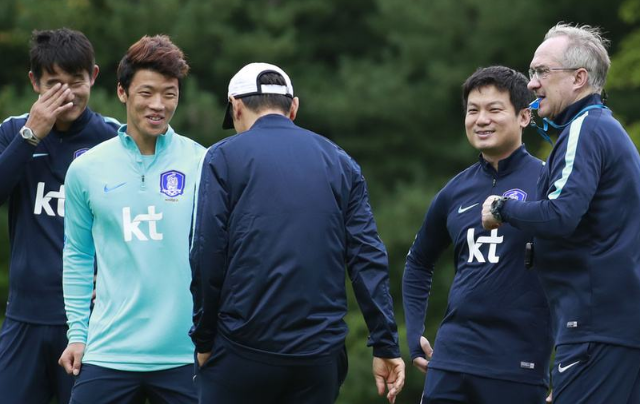 莱比锡红牛轻取瓦伦西亚，迪马利亚一己之力扛起全队的简单介绍