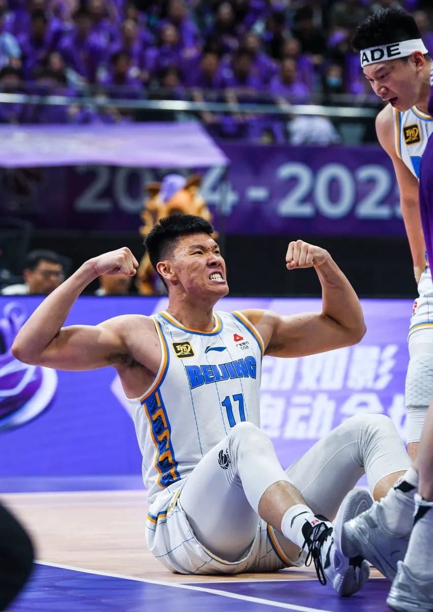 台湾男篮扳回一局，反扑取得胜利