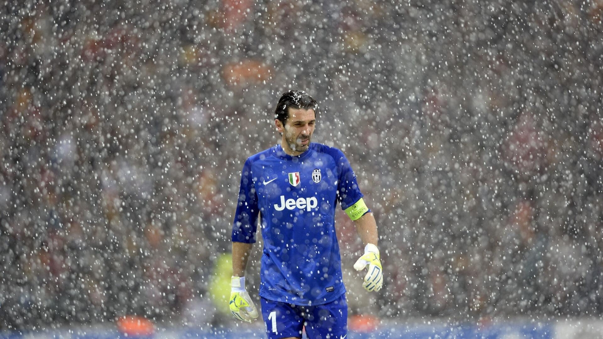 德甲争冠战焦点战，拜仁力克佛罗伦萨，南大王展现王者底蕴